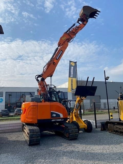 Escavadora de rastos Doosan DX140 LCR-5: foto 9