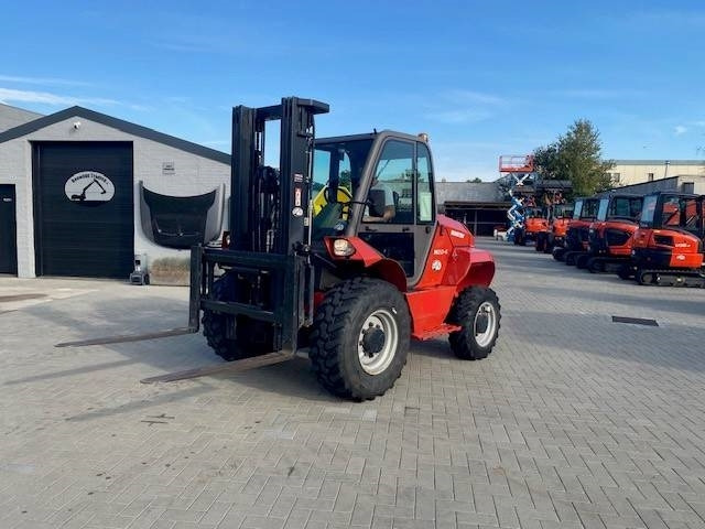 Manitou M 30.4  - Empilhador todo-o-terreno: foto 5 Manitou M 30.4  - Empilhador todo-o-terreno: foto 5