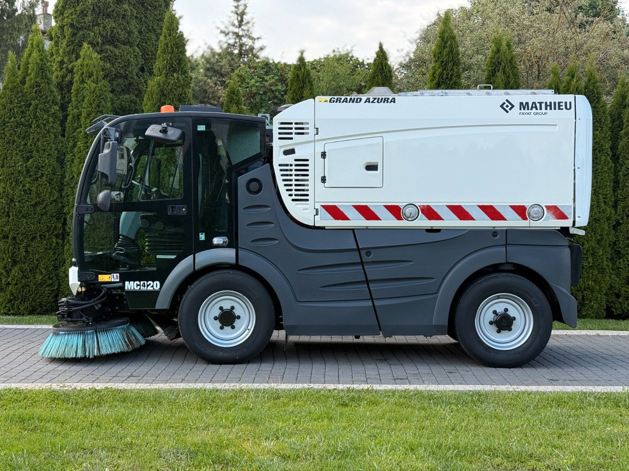 MATHIEU GRAND AZURA MC420 SWEEPER - Varredora urbana: foto 3 MATHIEU GRAND AZURA MC420 SWEEPER - Varredora urbana: foto 3