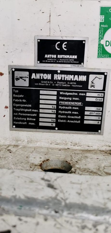 Caminhão com plataforma aérea Mercedes-Benz VARIO 815D 17 M: foto 18