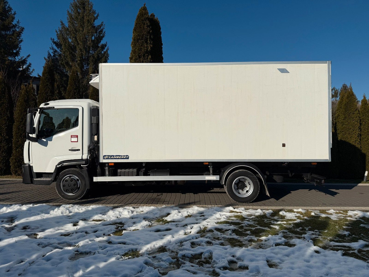 Renault D7.5 MANUAL LAMBERET CARRIER XARIOS 350 - Caminhão frigorífico: foto 4 Renault D7.5 MANUAL LAMBERET CARRIER XARIOS 350 - Caminhão frigorífico: foto 4
