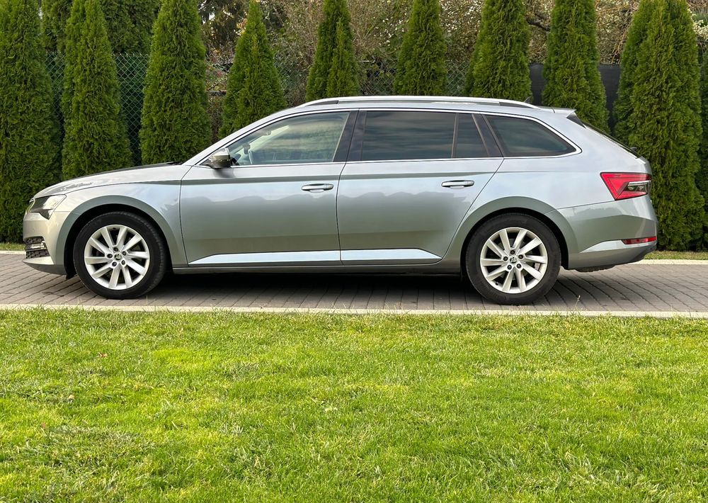 Skoda Superb 2.0 TDI SCR Style DSG - Carro perua: foto 4 Skoda Superb 2.0 TDI SCR Style DSG - Carro perua: foto 4