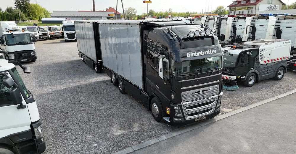 Volvo FH16 660 HP TANDEM 6x2 LIMITED EDITION - Caminhão furgão: foto 1 Volvo FH16 660 HP TANDEM 6x2 LIMITED EDITION - Caminhão furgão: foto 1