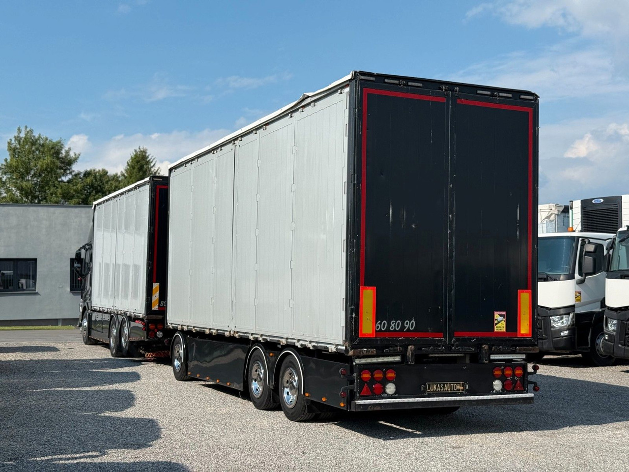 Volvo FH16 660 HP XL TANDEM 6x2 LIMITED EDITION - Caminhão com lona: foto 4 Volvo FH16 660 HP XL TANDEM 6x2 LIMITED EDITION - Caminhão com lona: foto 4