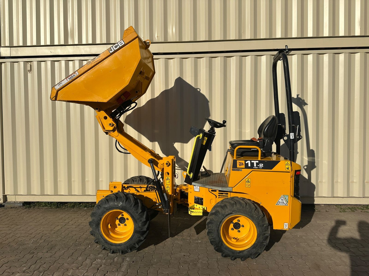 JCB 1T-2 High Tip Dumper, 598 Bh, 1.000 KG - Tombador: foto 5 JCB 1T-2 High Tip Dumper, 598 Bh, 1.000 KG - Tombador: foto 5