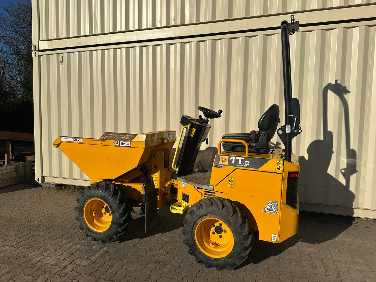 JCB 1T-2 High Tip Dumper, 598 Bh, 1.000 KG - Tombador: foto 3 JCB 1T-2 High Tip Dumper, 598 Bh, 1.000 KG - Tombador: foto 3