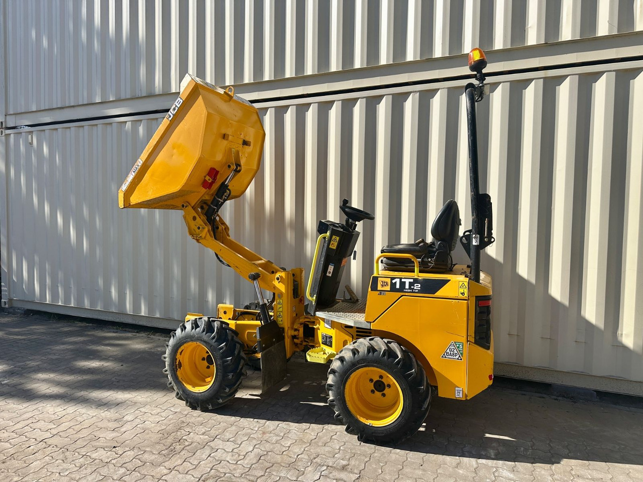 JCB 1T-2 High Tip Dumper, 674 Bh, 1.000 KG - Tombador: foto 3 JCB 1T-2 High Tip Dumper, 674 Bh, 1.000 KG - Tombador: foto 3