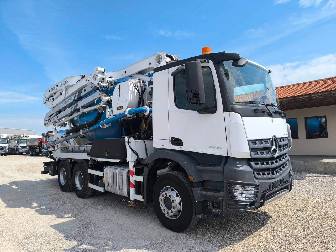 Mercedes-Benz AROCS 3342 CIFA MK25H - Autobomba de betão: foto 1 Mercedes-Benz AROCS 3342 CIFA MK25H - Autobomba de betão: foto 1