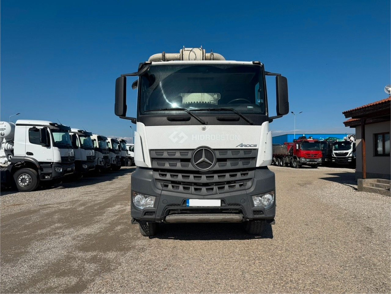 Mercedes-Benz AROCS 3743 PUTZMEISTER M47-5 - Autobomba de betão: foto 2 Mercedes-Benz AROCS 3743 PUTZMEISTER M47-5 - Autobomba de betão: foto 2