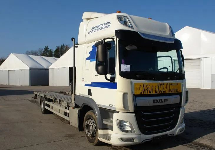 DAF CF 410 EURO 6 Laweta - Platforma super stan - Camião de caixa aberta/ Plataforma: foto 4 DAF CF 410 EURO 6 Laweta - Platforma super stan - Camião de caixa aberta/ Plataforma: foto 4