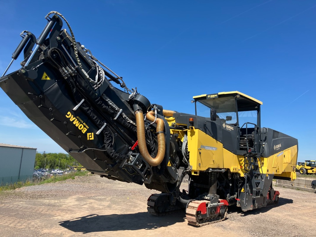 BOMAG DE BM 2200/75 Stage IV/Tier 4f - Aplainadora (Fresadora): foto 1 BOMAG DE BM 2200/75 Stage IV/Tier 4f - Aplainadora (Fresadora): foto 1