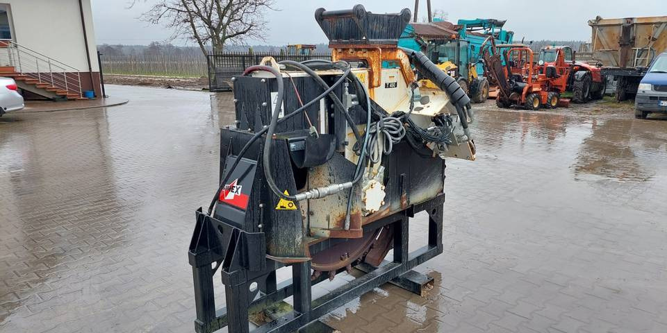 Koparka piła tarczowa Simex T450 złącze S45 - Equipamento de Máquina de construção: foto 2 Koparka piła tarczowa Simex T450 złącze S45 - Equipamento de Máquina de construção: foto 2