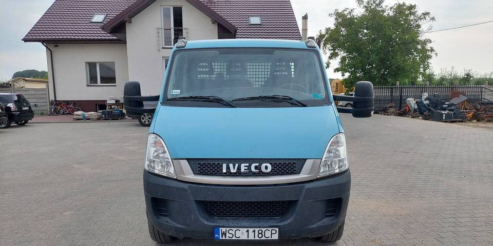 Furgão caixa aberta Iveco Daily 65C17 silnik 3.0 skrzynia automat: foto 8 Furgão caixa aberta Iveco Daily 65C17 silnik 3.0 skrzynia automat: foto 8