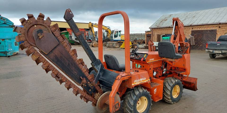 Koparka łańcuchowa Ditch Witch 3500DD - Colocadora de tubagem: foto 5 Koparka łańcuchowa Ditch Witch 3500DD - Colocadora de tubagem: foto 5