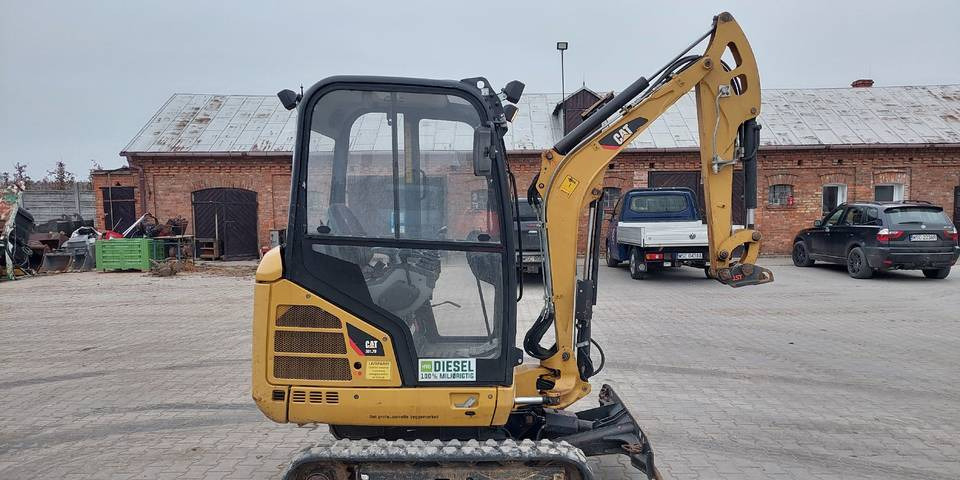 Minikoparka CAT 301.7D 2016 rok 1622h rozsuwane podwozie - Escavadora de rastos: foto 5 Minikoparka CAT 301.7D 2016 rok 1622h rozsuwane podwozie - Escavadora de rastos: foto 5