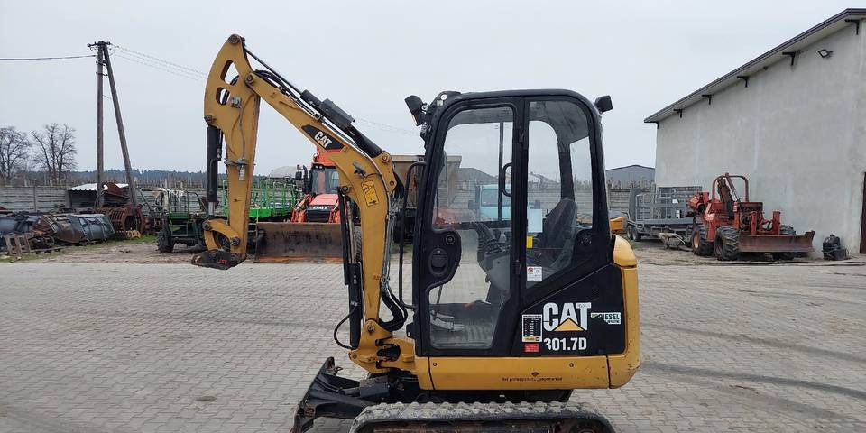 Minikoparka CAT 301.7D 2016 rok 1622h rozsuwane podwozie - Escavadora de rastos: foto 1 Minikoparka CAT 301.7D 2016 rok 1622h rozsuwane podwozie - Escavadora de rastos: foto 1