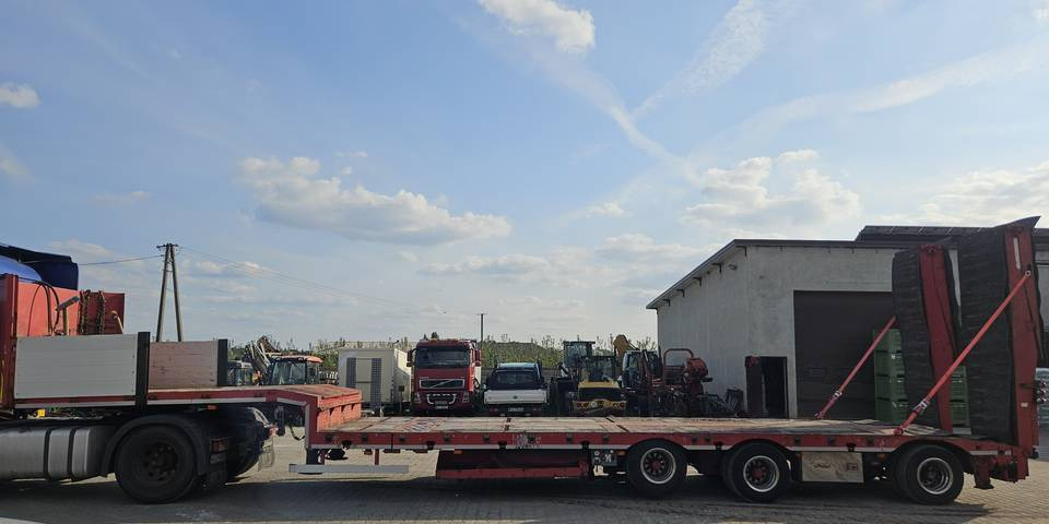 Naczepa niskopodwozie Bodex KIS3J DMC 47 ton - Semireboque baixa: foto 4 Naczepa niskopodwozie Bodex KIS3J DMC 47 ton - Semireboque baixa: foto 4