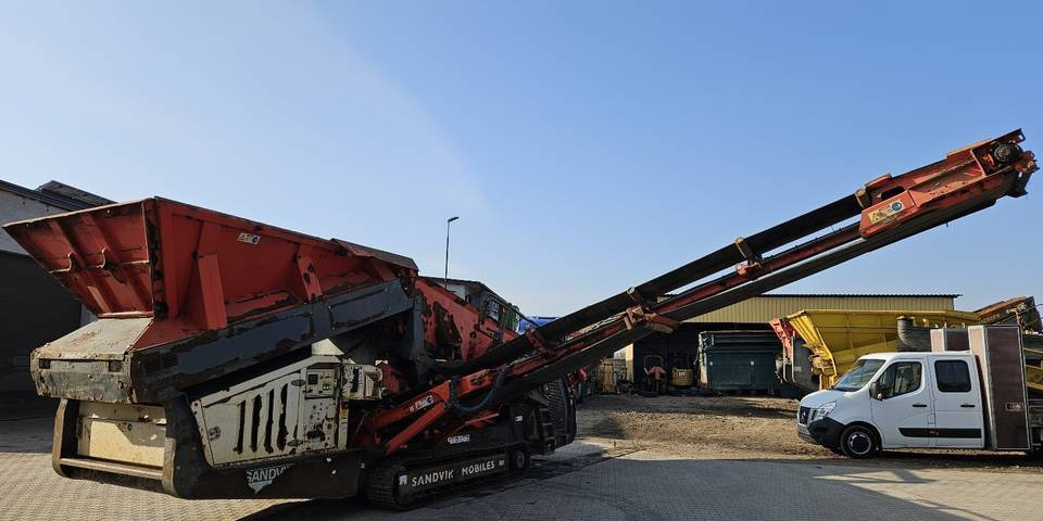 Peneira vibratória Przesiewacz mobilny Sandvik QE241 tylko 2980 h: foto 7