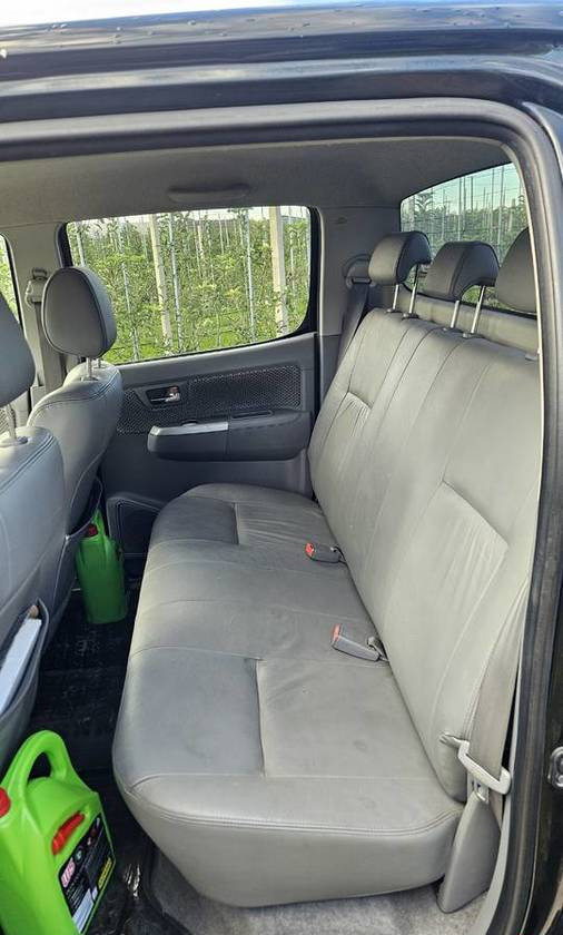 Locação de  Toyota Hilux 3.0 SR5 automat 4x4 Toyota Hilux 3.0 SR5 automat 4x4: foto 10