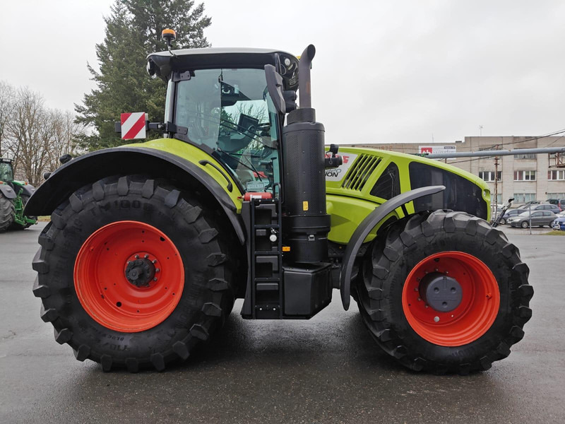 Claas Axion 920 Cmatic GREEN FIT - Trator: foto 3 Claas Axion 920 Cmatic GREEN FIT - Trator: foto 3