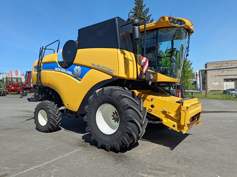 New Holland CX6090 - Ceifeira debulhadora: foto 1 New Holland CX6090 - Ceifeira debulhadora: foto 1