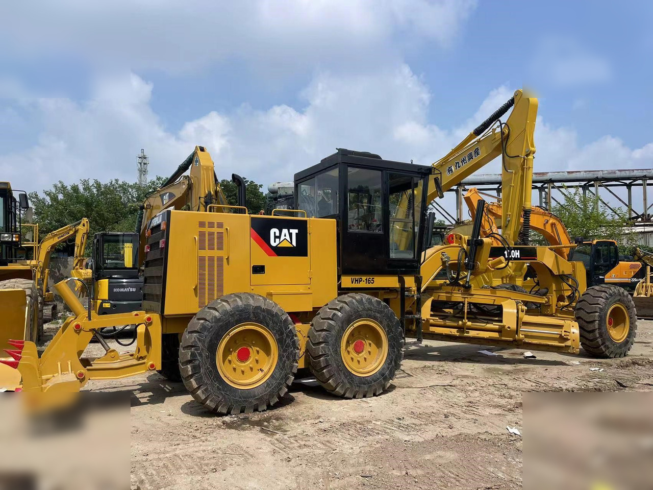 CATERPILLAR 120H - Motoniveladora: foto 2 CATERPILLAR 120H - Motoniveladora: foto 2