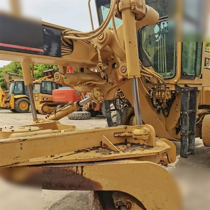 CATERPILLAR 14H - Motoniveladora: foto 5 CATERPILLAR 14H - Motoniveladora: foto 5