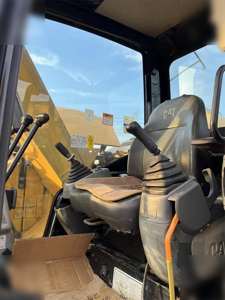 Escavadora de rastos CATERPILLAR 308D: foto 7