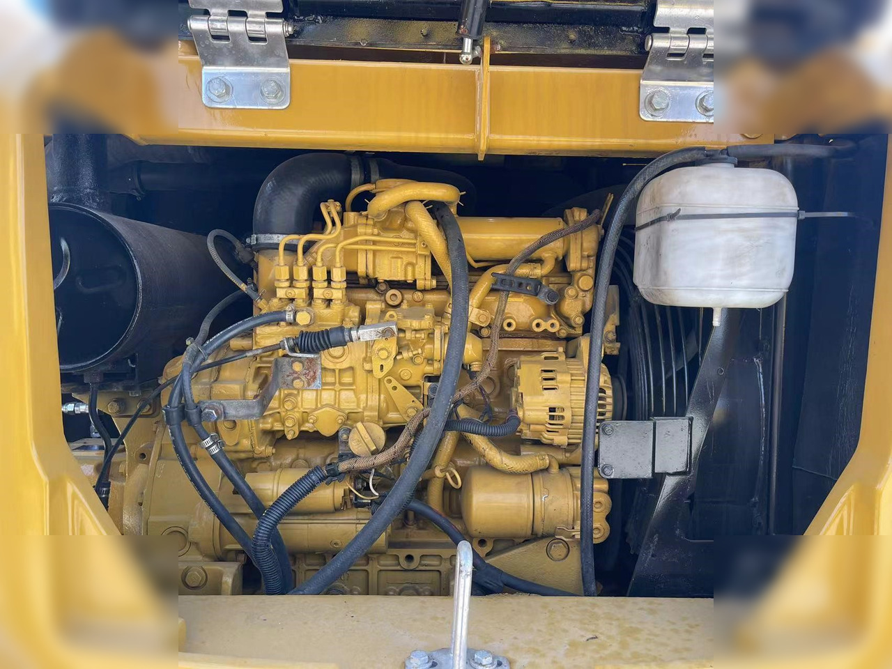 CATERPILLAR 308E2 - Escavadora de rastos: foto 5 CATERPILLAR 308E2 - Escavadora de rastos: foto 5