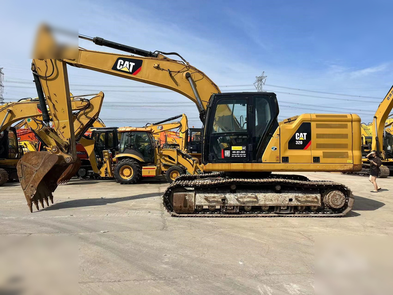 CATERPILLAR 320 - Escavadora de rastos: foto 1 CATERPILLAR 320 - Escavadora de rastos: foto 1