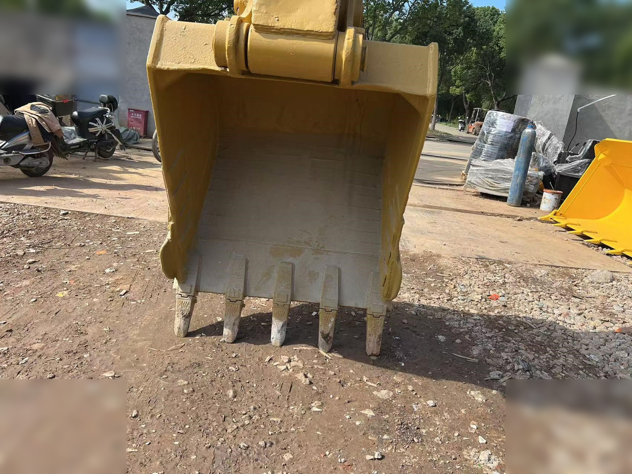 CATERPILLAR 320BL - Escavadora de rastos: foto 4 CATERPILLAR 320BL - Escavadora de rastos: foto 4