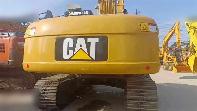 CATERPILLAR 320C - Escavadora de rastos: foto 2 CATERPILLAR 320C - Escavadora de rastos: foto 2