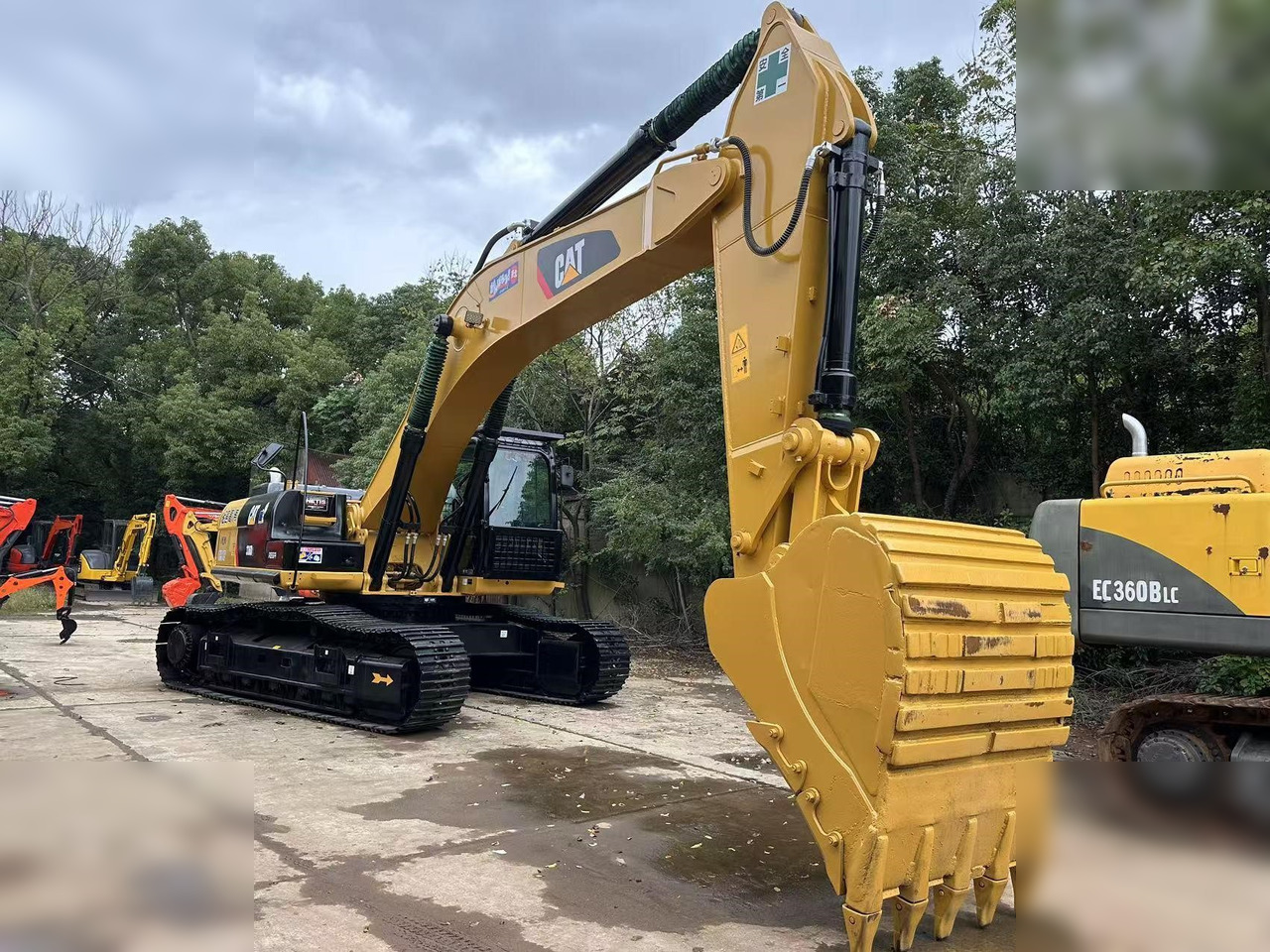 CATERPILLAR 336D - Escavadora de rastos: foto 1 CATERPILLAR 336D - Escavadora de rastos: foto 1