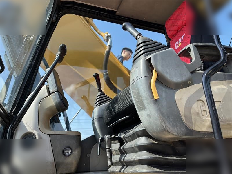 Escavadora de rastos CATERPILLAR 336D: foto 8