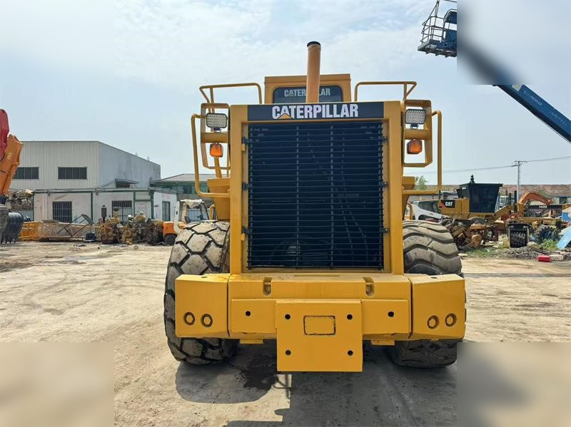 CATERPILLAR 966E - Carregadeira de rodas: foto 4 CATERPILLAR 966E - Carregadeira de rodas: foto 4