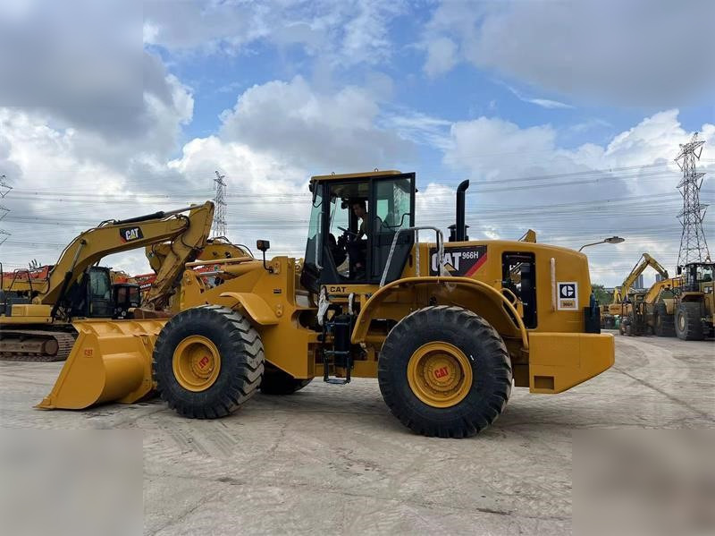 CATERPILLAR 966H - Carregadeira de rodas: foto 4 CATERPILLAR 966H - Carregadeira de rodas: foto 4