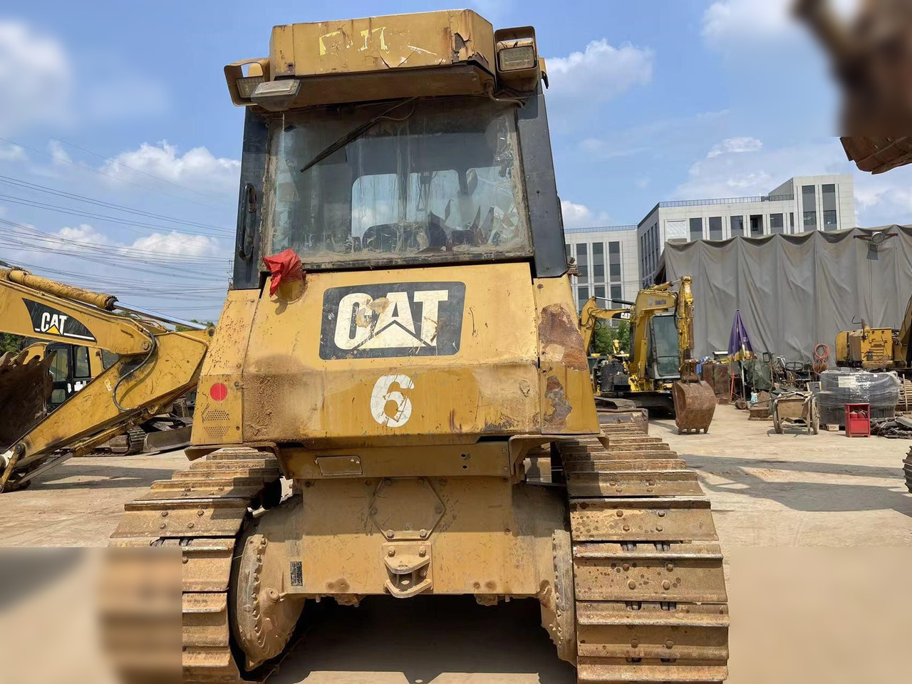 CATERPILLAR D6G - Buldôzer: foto 3 CATERPILLAR D6G - Buldôzer: foto 3