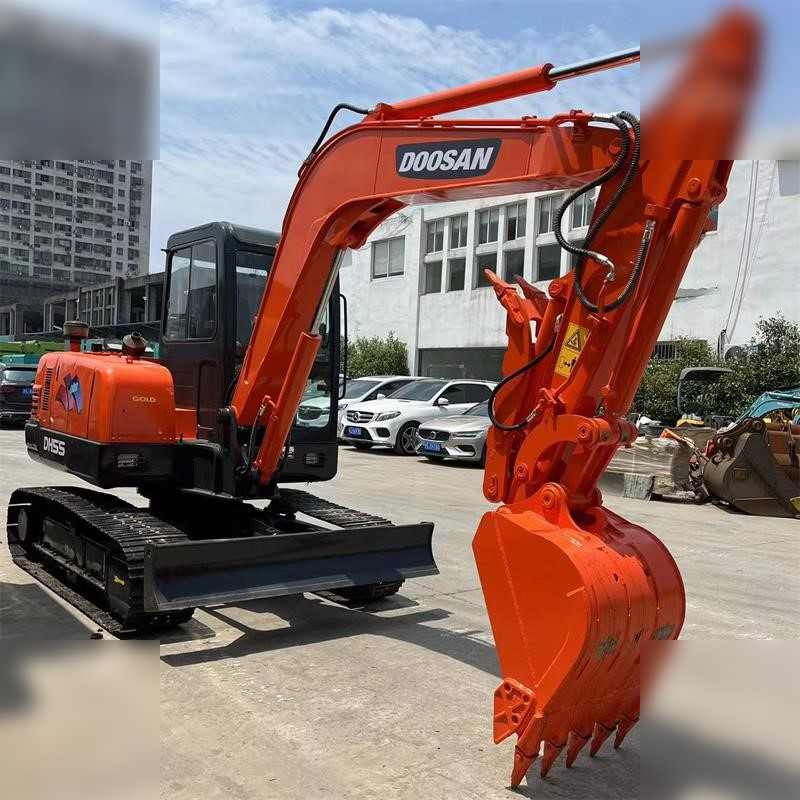 DOOSAN DH55-V - Mini escavadeira: foto 3 DOOSAN DH55-V - Mini escavadeira: foto 3