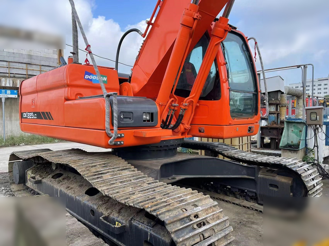 DOOSAN DX225 LCA - Escavadora de rastos: foto 2 DOOSAN DX225 LCA - Escavadora de rastos: foto 2