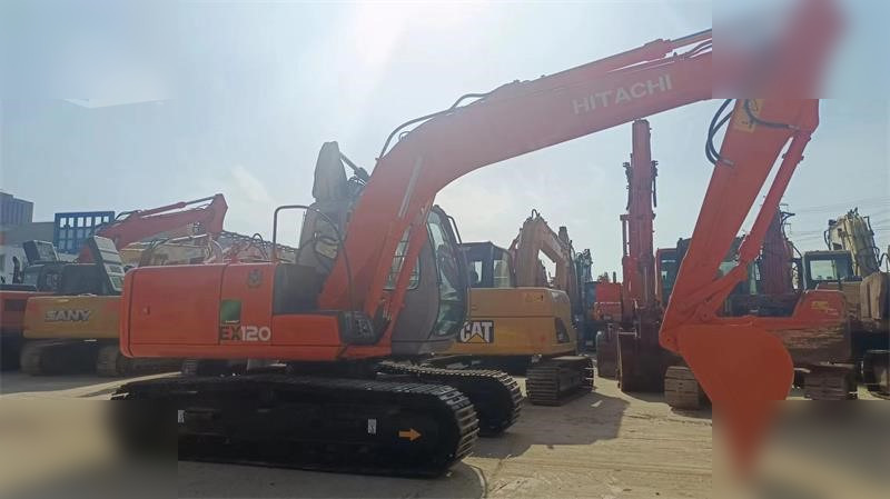 HITACHI EX120-5 - Escavadora de rastos: foto 2 HITACHI EX120-5 - Escavadora de rastos: foto 2