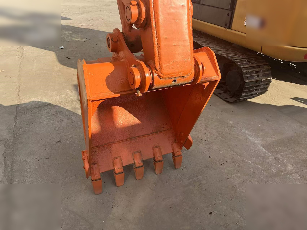 Escavadora de rastos HITACHI EX60: foto 6 Escavadora de rastos HITACHI EX60: foto 6