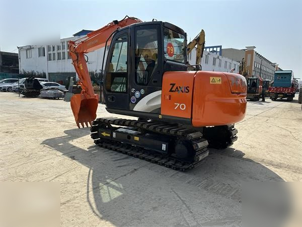 HITACHI ZX70 - Escavadora de rastos: foto 4 HITACHI ZX70 - Escavadora de rastos: foto 4