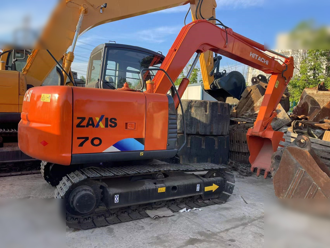 HITACHI ZX70 - Escavadora de rastos: foto 1 HITACHI ZX70 - Escavadora de rastos: foto 1