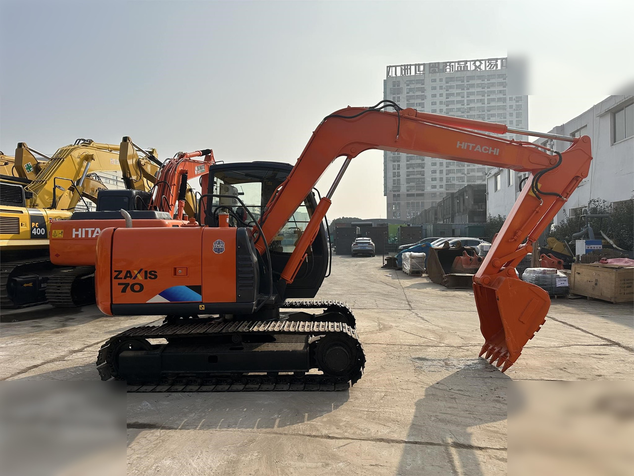 HITACHI ZX70 - Escavadora de rastos: foto 2 HITACHI ZX70 - Escavadora de rastos: foto 2