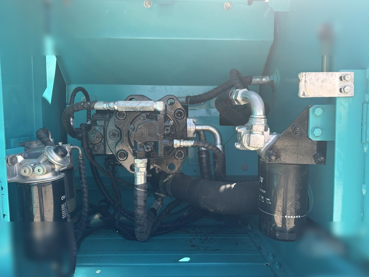 KOBELCO SK210 LC-8 - Escavadora de rastos: foto 5 KOBELCO SK210 LC-8 - Escavadora de rastos: foto 5