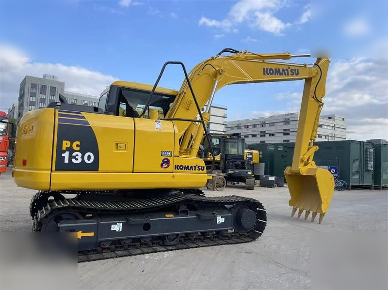 KOMATSU PC130-7 - Escavadora de rastos: foto 2 KOMATSU PC130-7 - Escavadora de rastos: foto 2