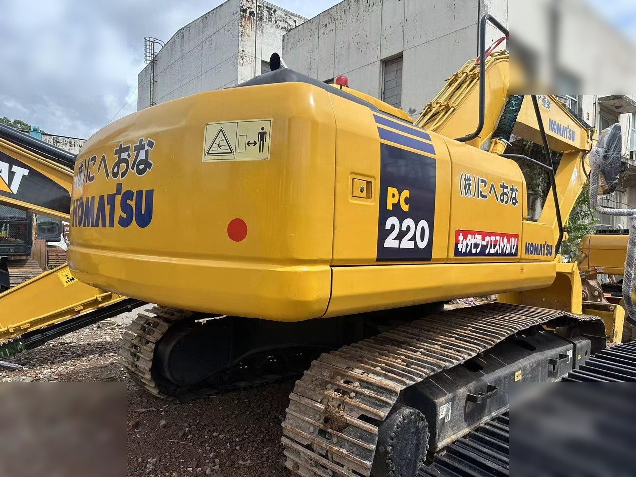 KOMATSU PC220-7 - Escavadora de rastos: foto 2 KOMATSU PC220-7 - Escavadora de rastos: foto 2