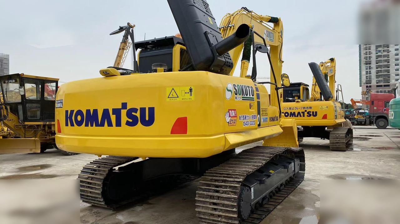 KOMATSU PC220-8 - Escavadora de rastos: foto 3 KOMATSU PC220-8 - Escavadora de rastos: foto 3