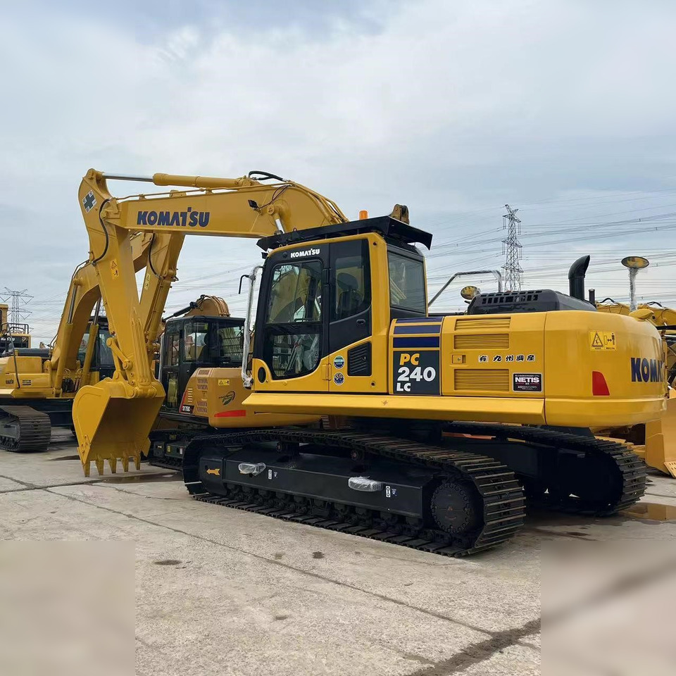 KOMATSU PC240 LC-8M0 - Escavadora de rastos: foto 1 KOMATSU PC240 LC-8M0 - Escavadora de rastos: foto 1