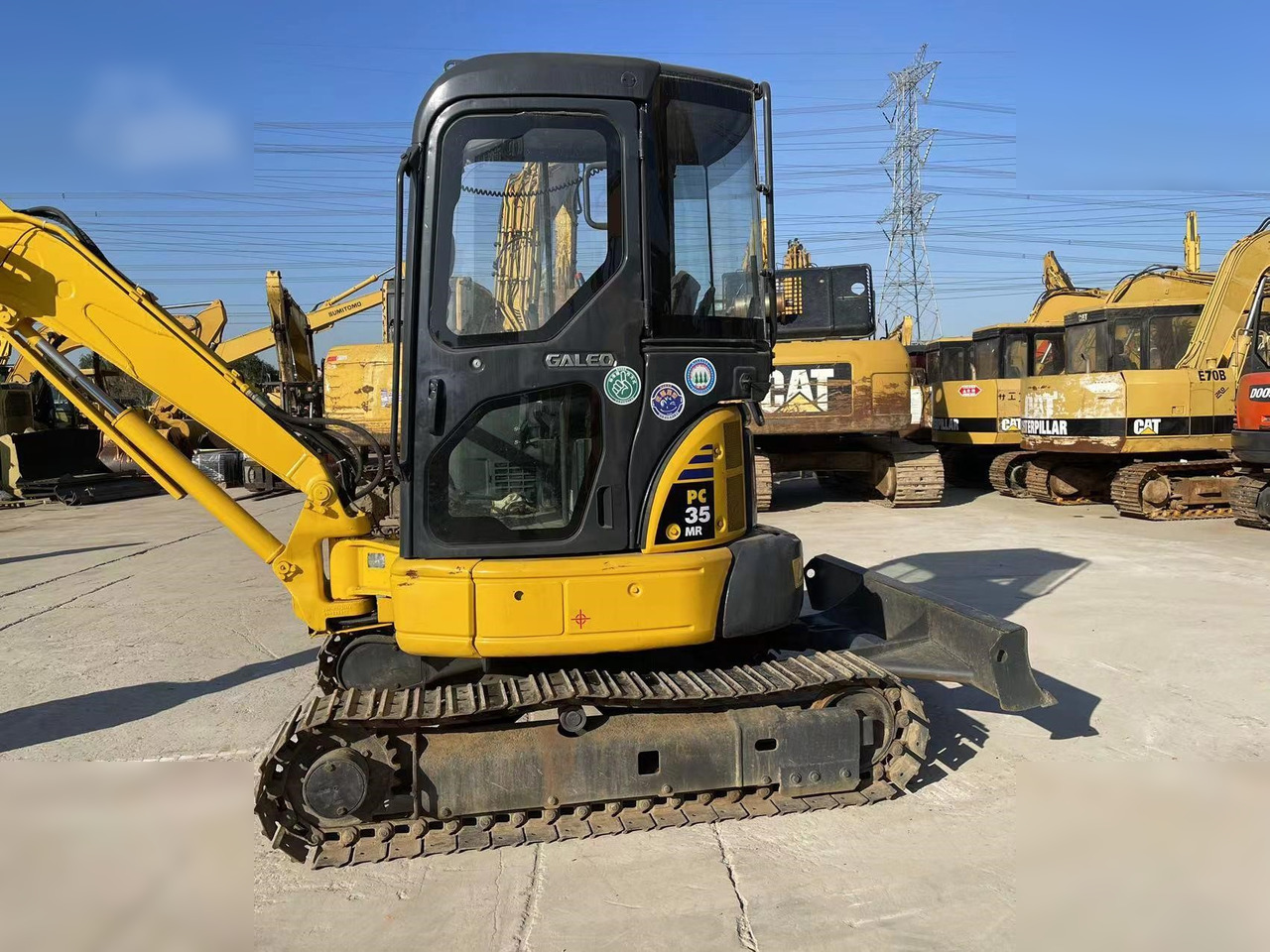 KOMATSU PC35MR-2 - Mini escavadeira: foto 1 KOMATSU PC35MR-2 - Mini escavadeira: foto 1